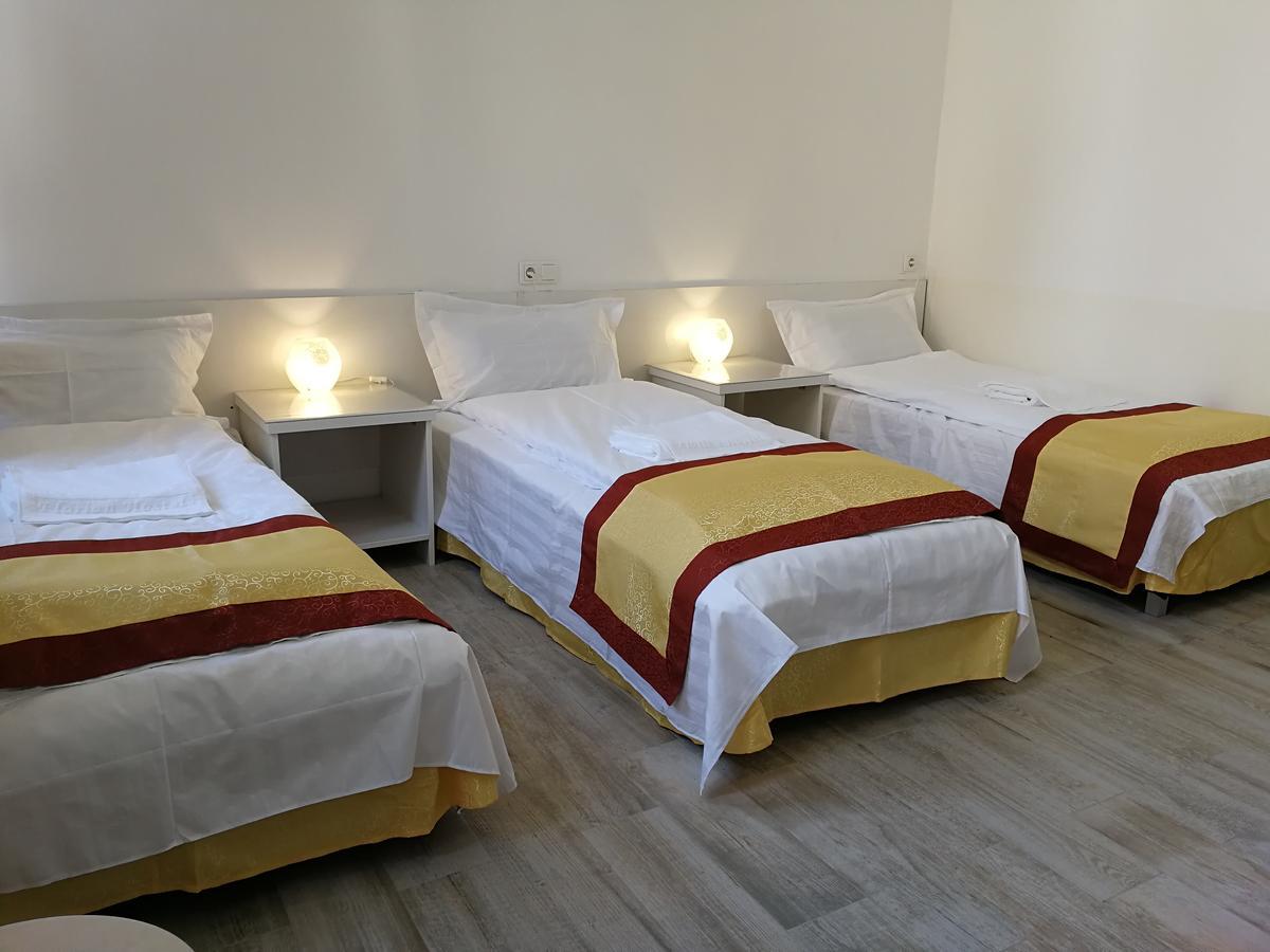 Hotel Budapest Garden Hotel 2*