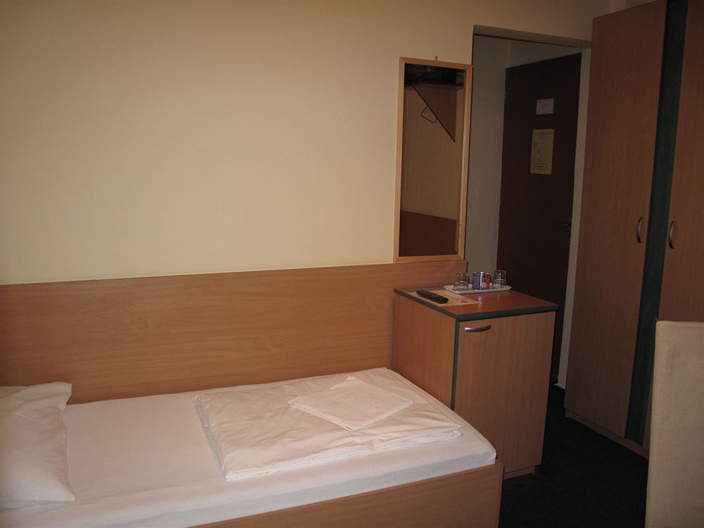 Bed & Breakfast Alfred Panzio 3*
