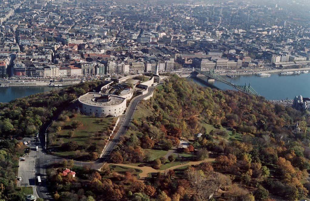 Ozone Private And * Budapest