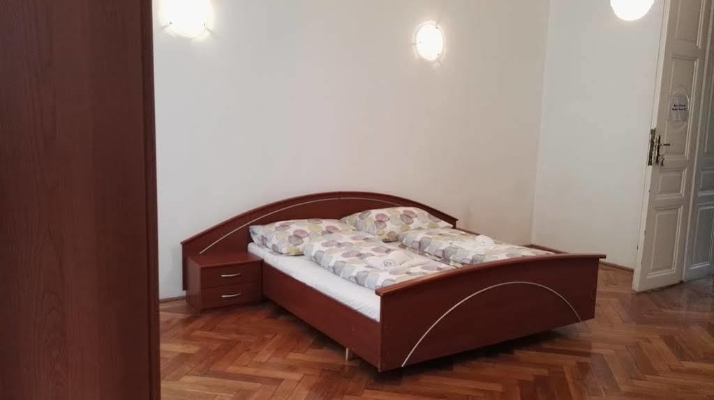 Ozone Private And * Budapest