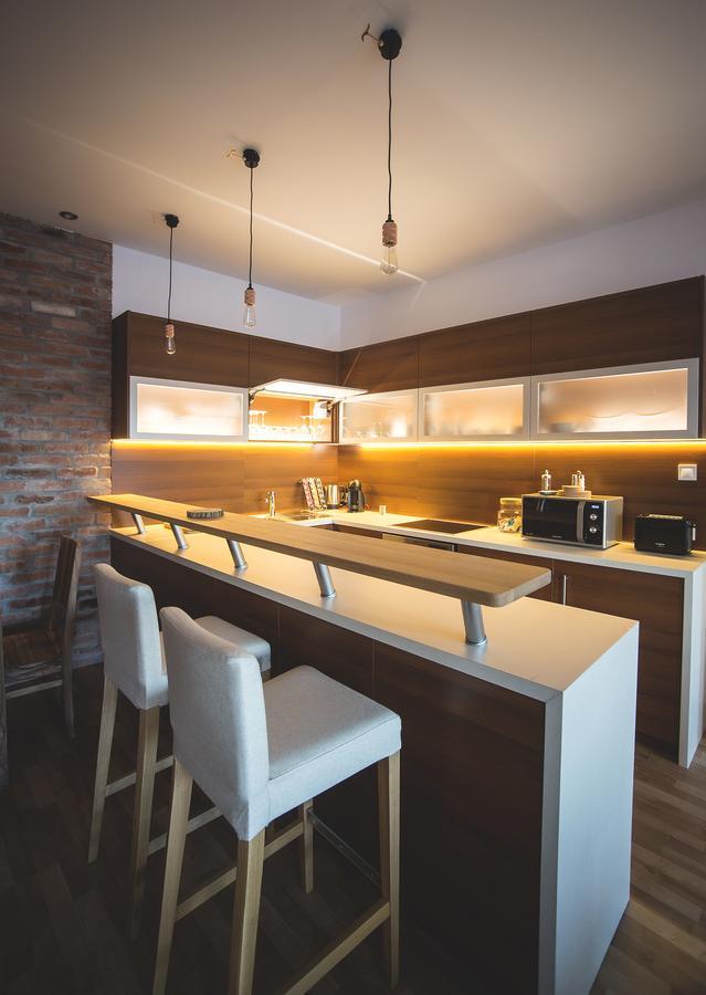 The Grand View Apartment *