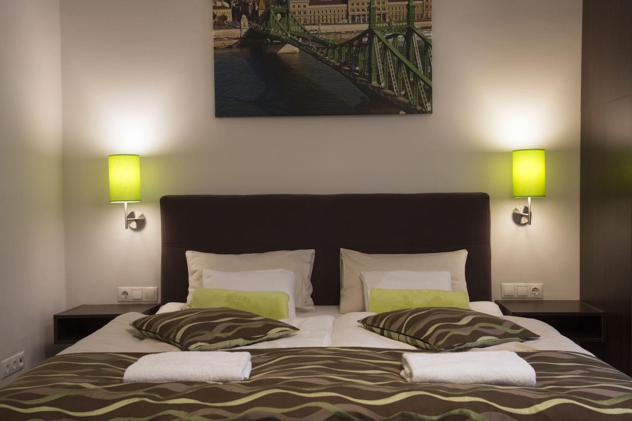 Walton Prime * Budapest