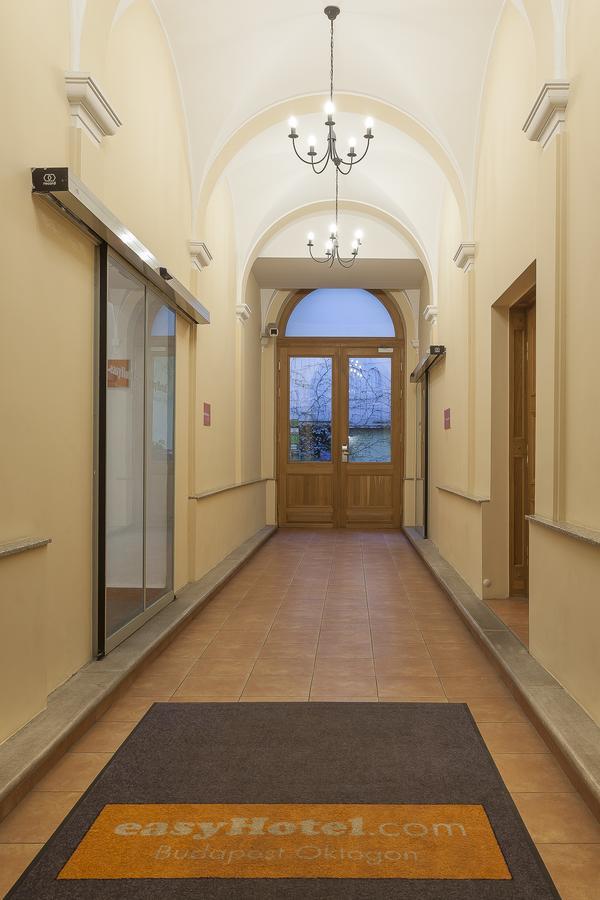 Easyhotel Oktogon Hotell Budapest