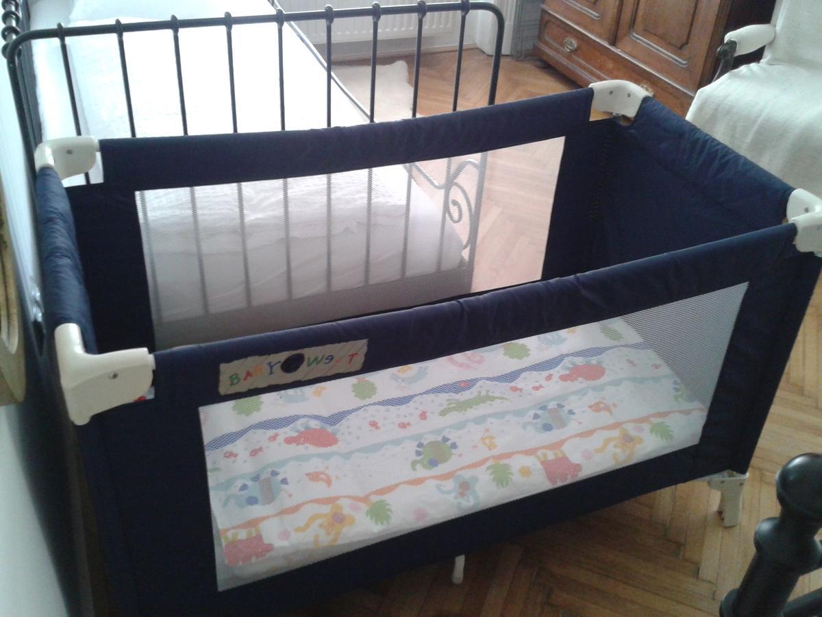 Szemi Apartman *