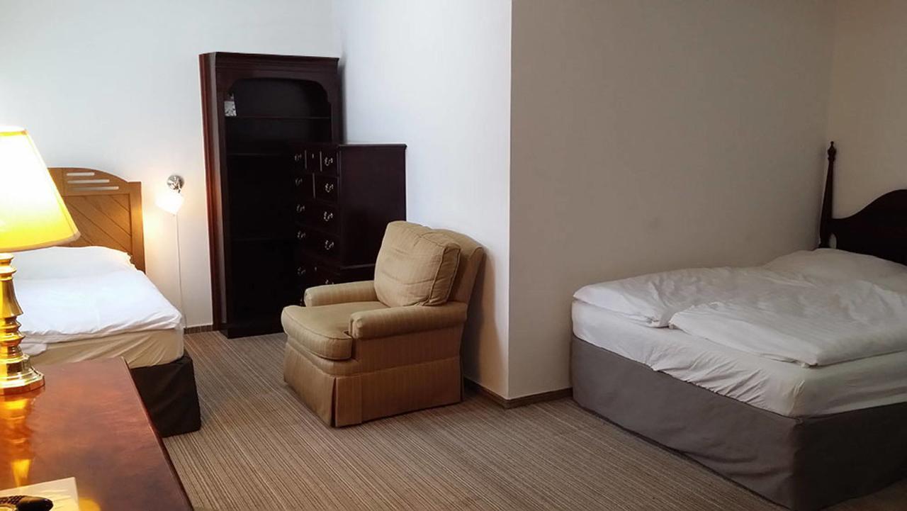 Opera Loft And Budapest