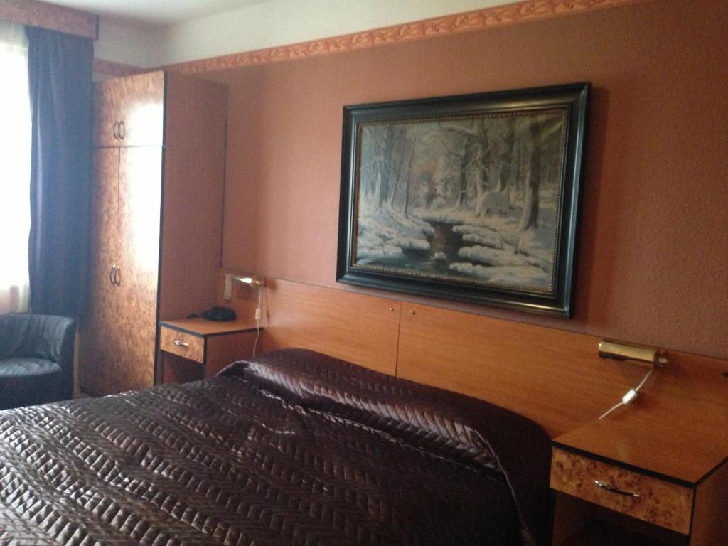 Kristal Hotel