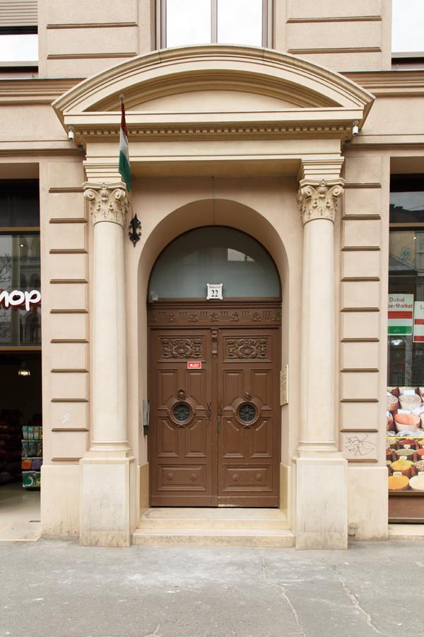Jenny Luxury Two Bedrooms Apartment. Apartamento Budapest