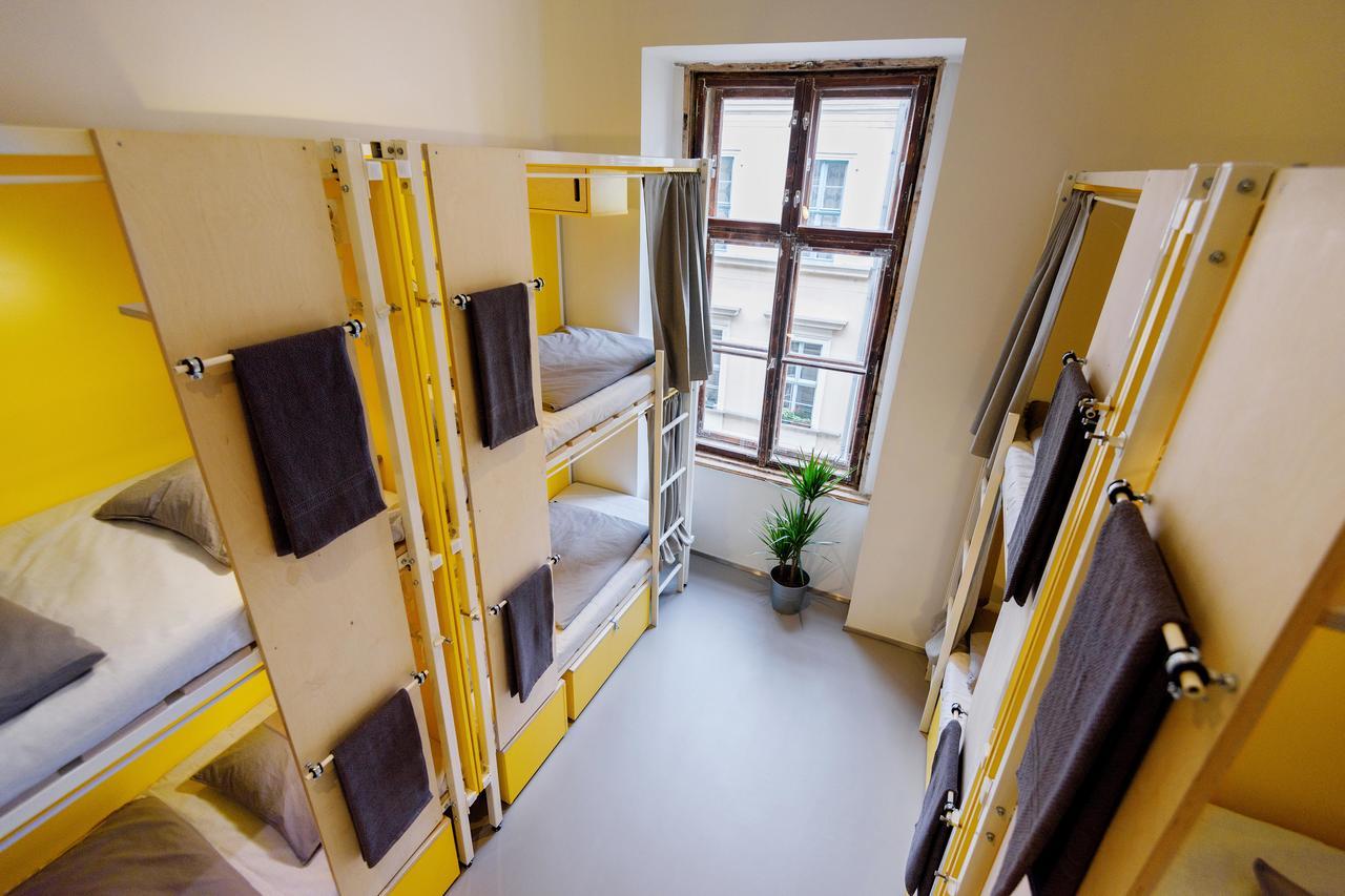 Flow Spaces Hostal