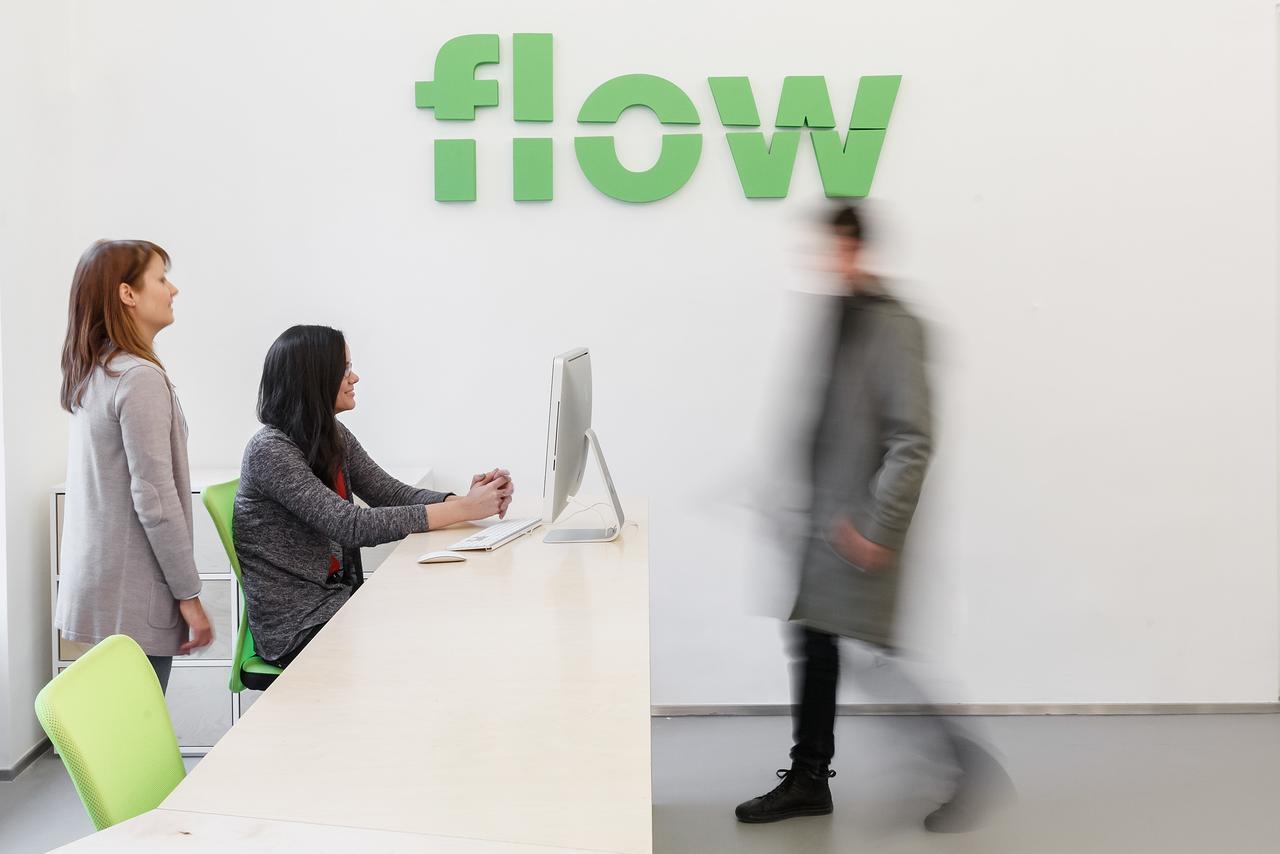 Flow Spaces Hostel *