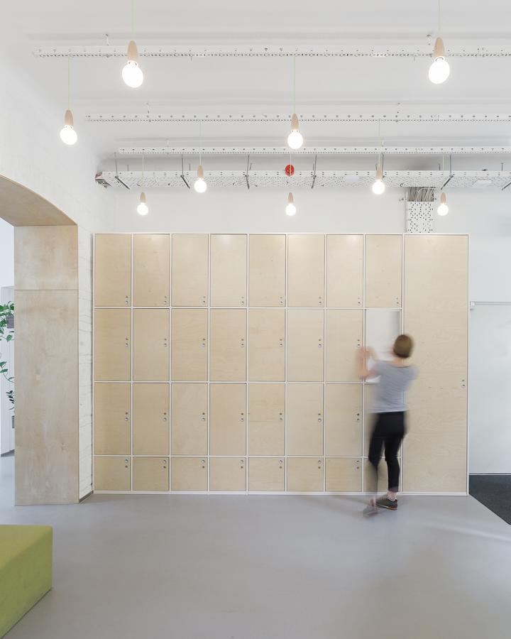 Flow Spaces Hostel
