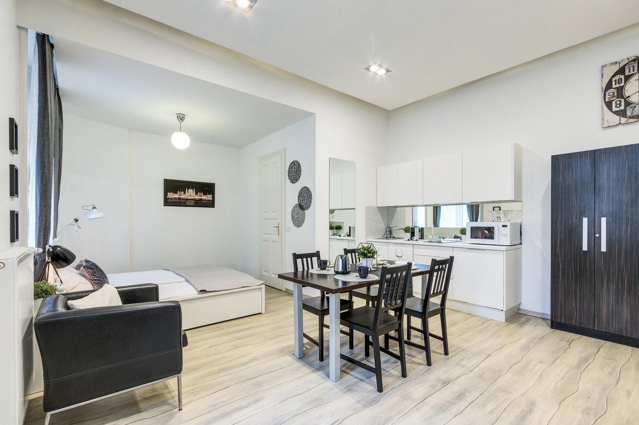 City Lux Budapest