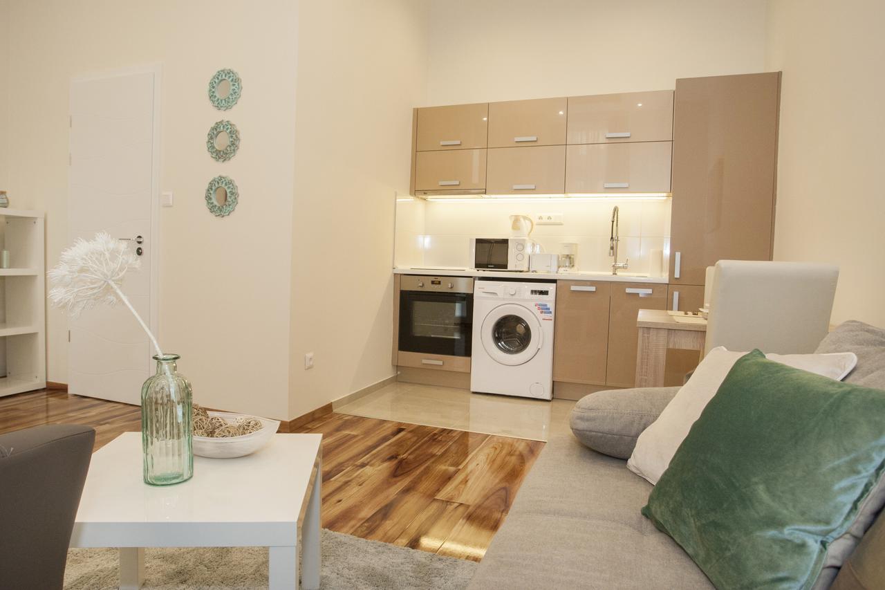 Apartment Roxana