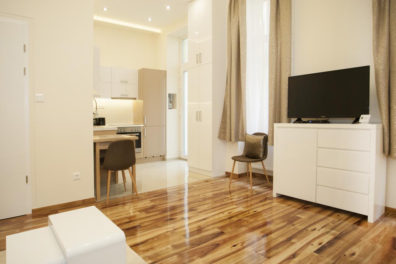 Roxana Apartman
