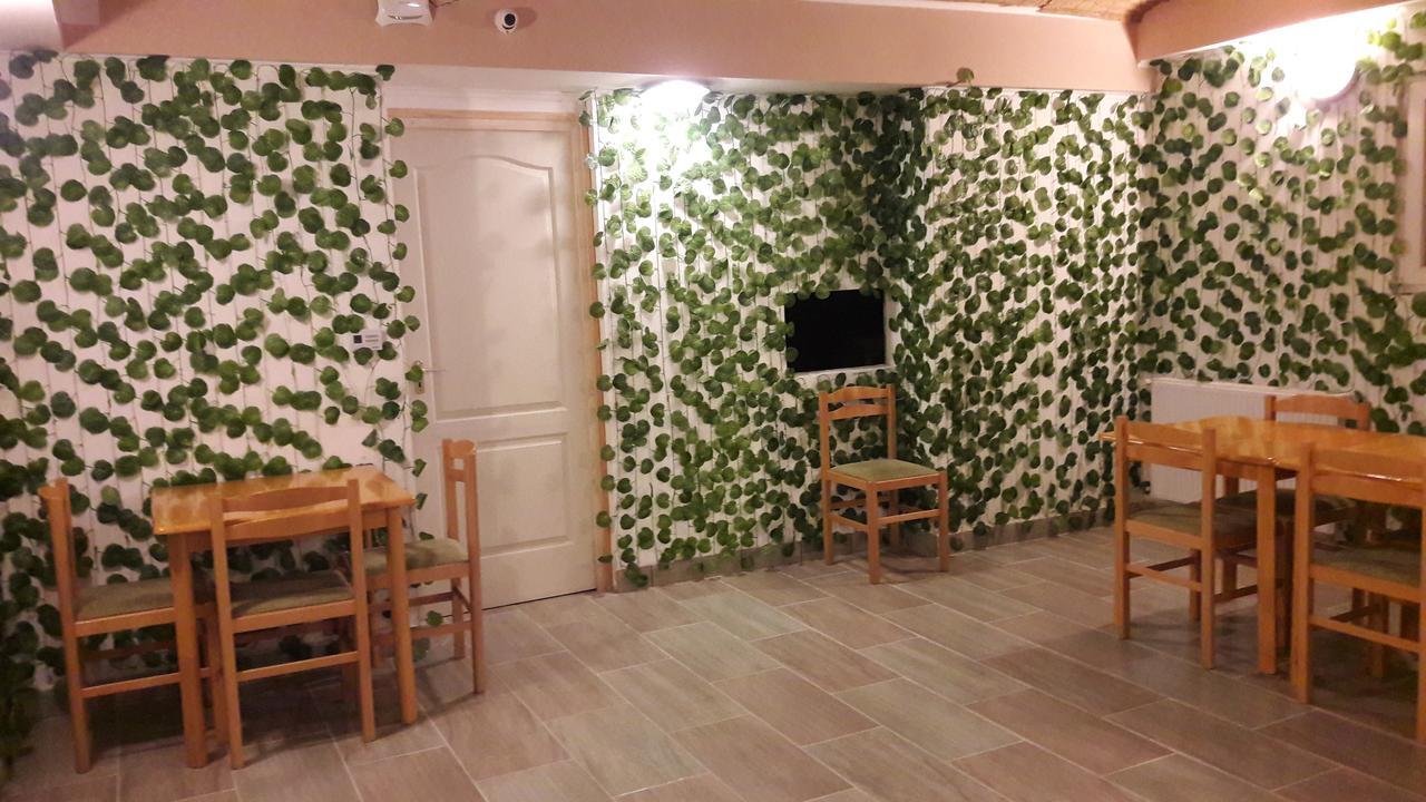 Opera Hostel *