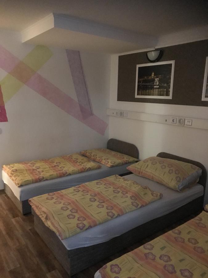 Opera Hostel Budapest