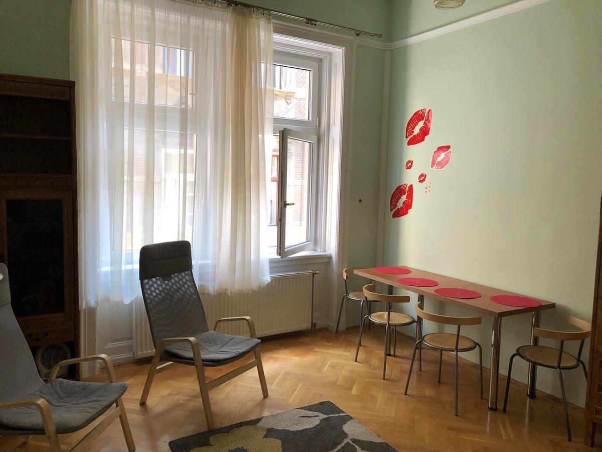 Summer Place * Budapest