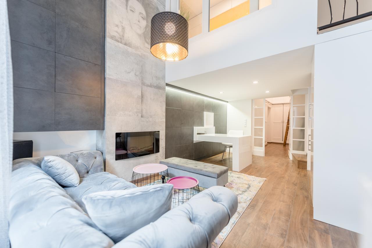 Apartment In Andrassy Avenue Budapest