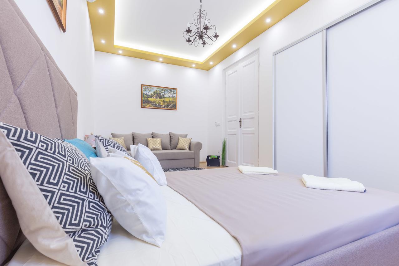 Real Zoltan Appartement *