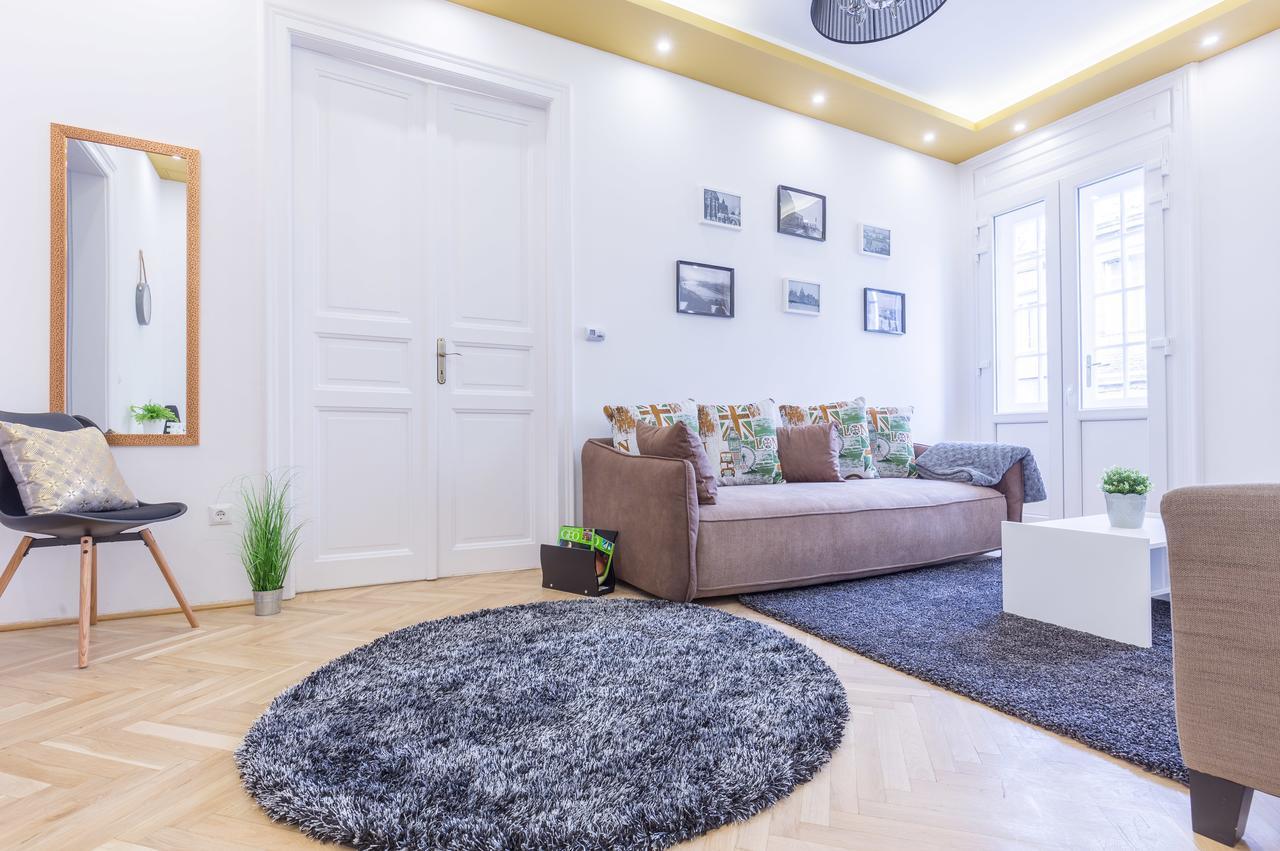 Real Zoltan Appartement *