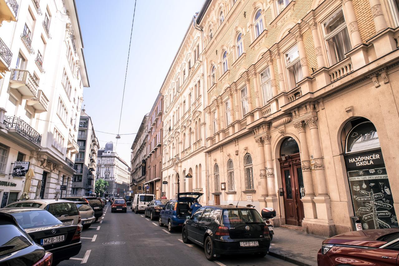 Very Stylish And Fresh In The Center * Budapest