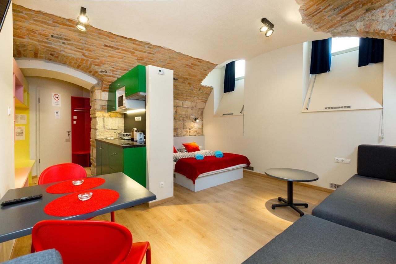 Dice Apartmán