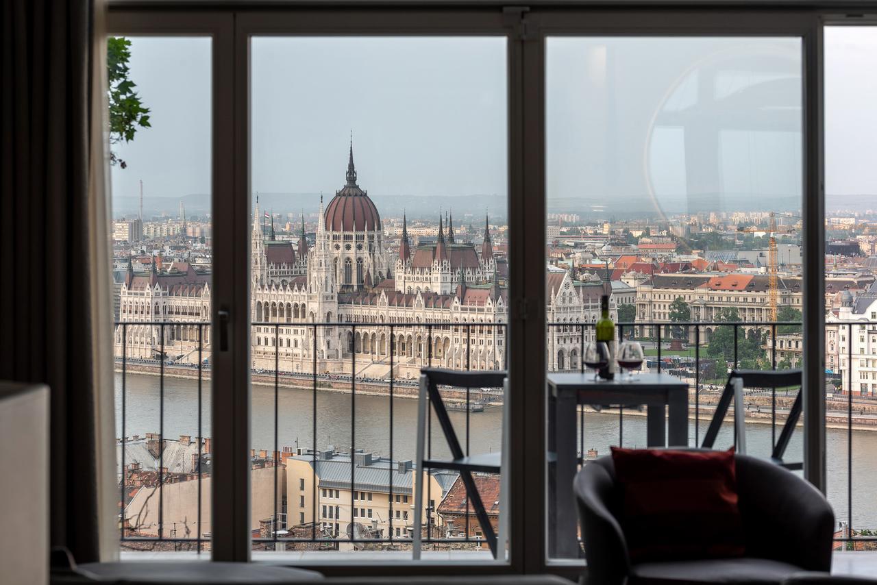 Parliament View *
