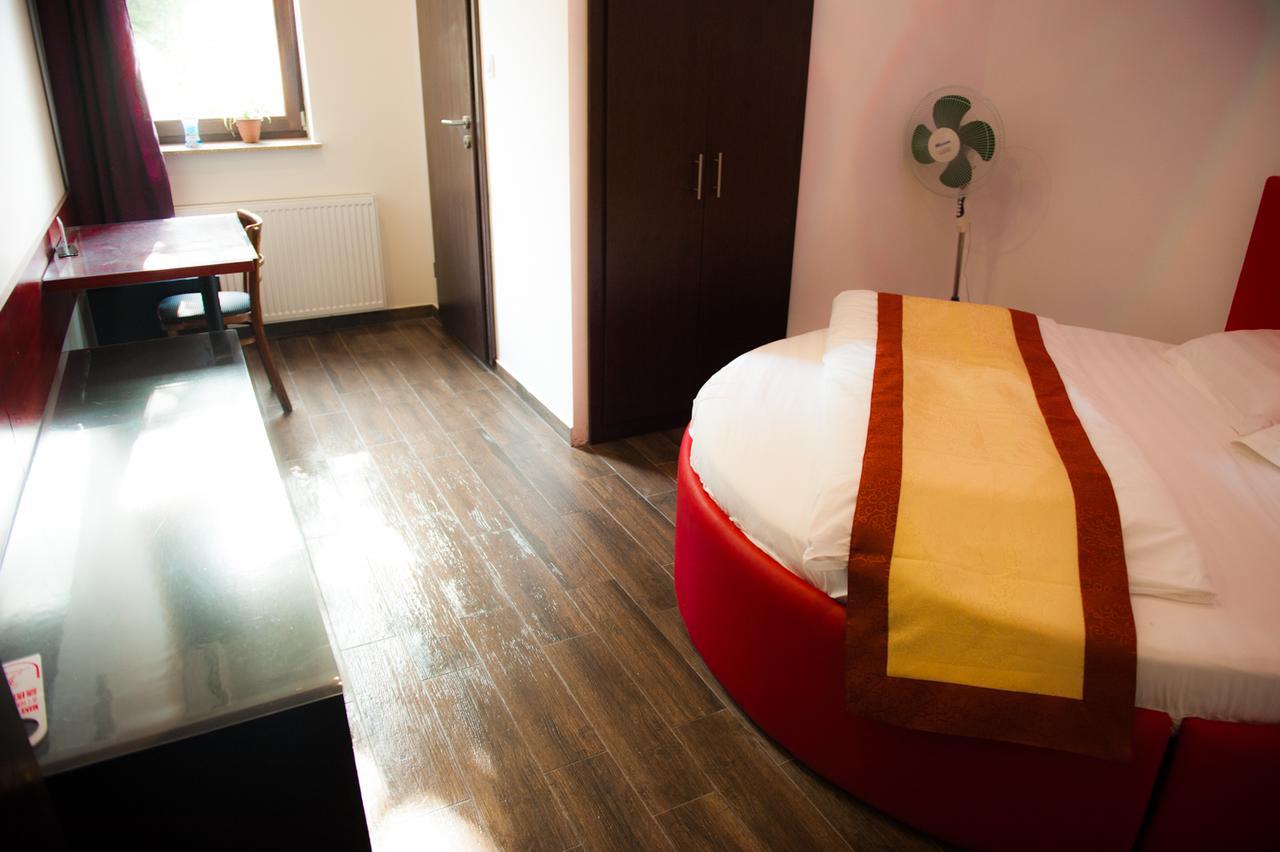 Hotel Budapest Garden Hotel 2*