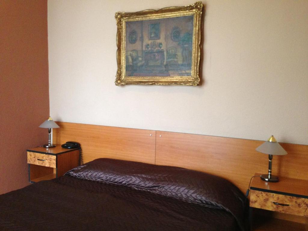 Kristal Hotel