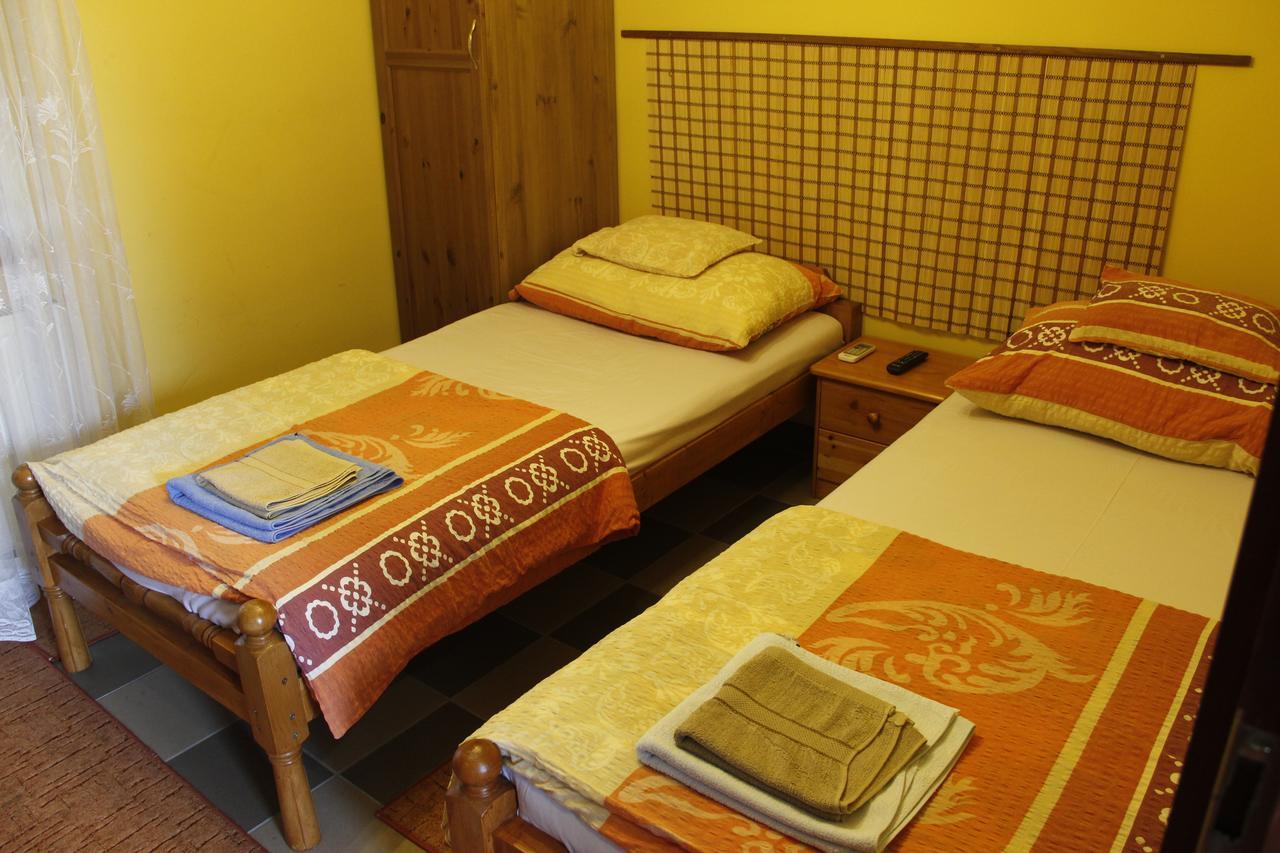 Kisherceg Szallashely Gasthof *