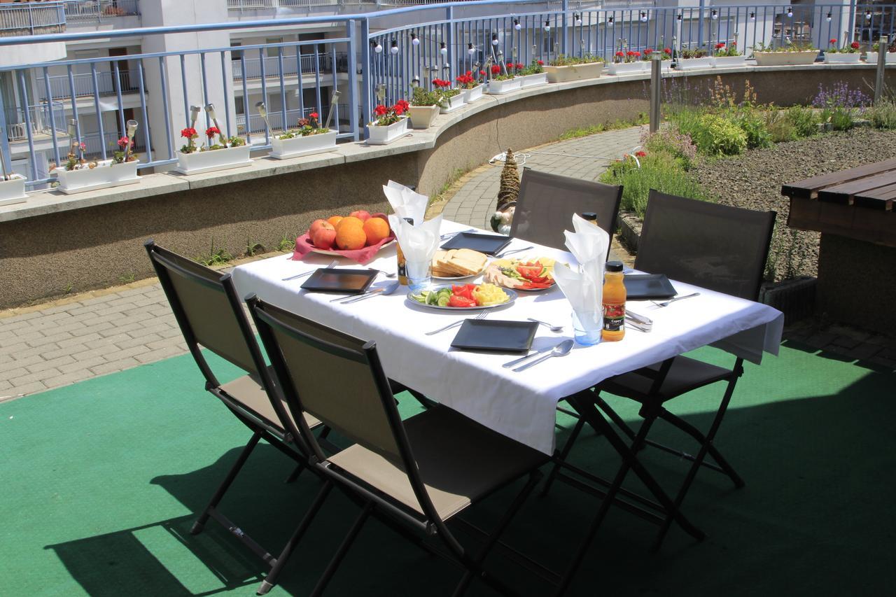 Hotel Garay Terrace