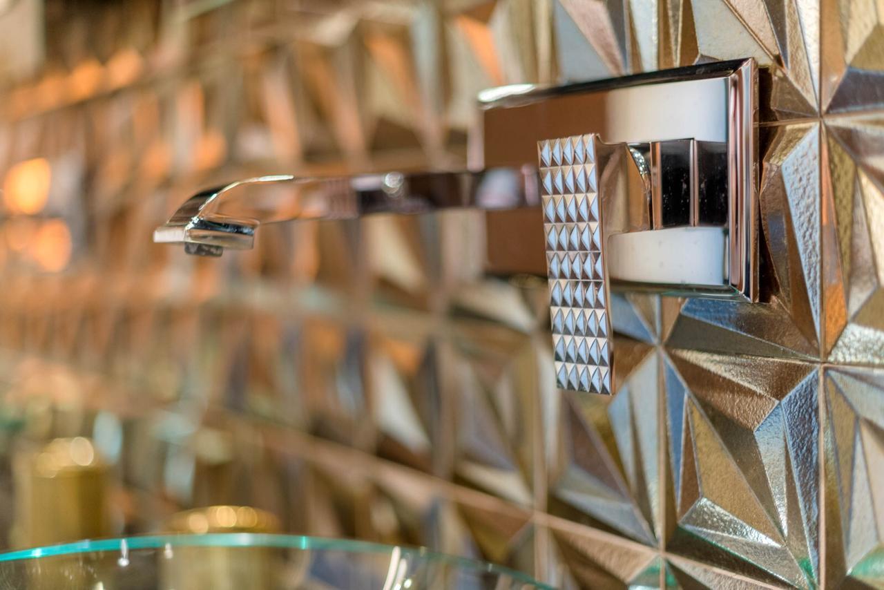 Top Luxury Suites *