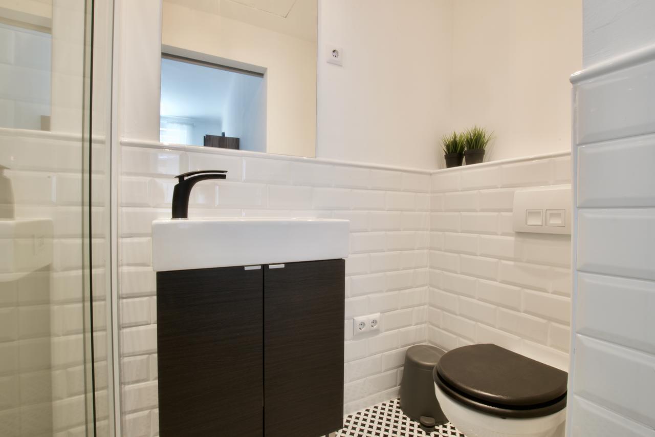 Luxury By Hi5 - Regiposta * Budapest