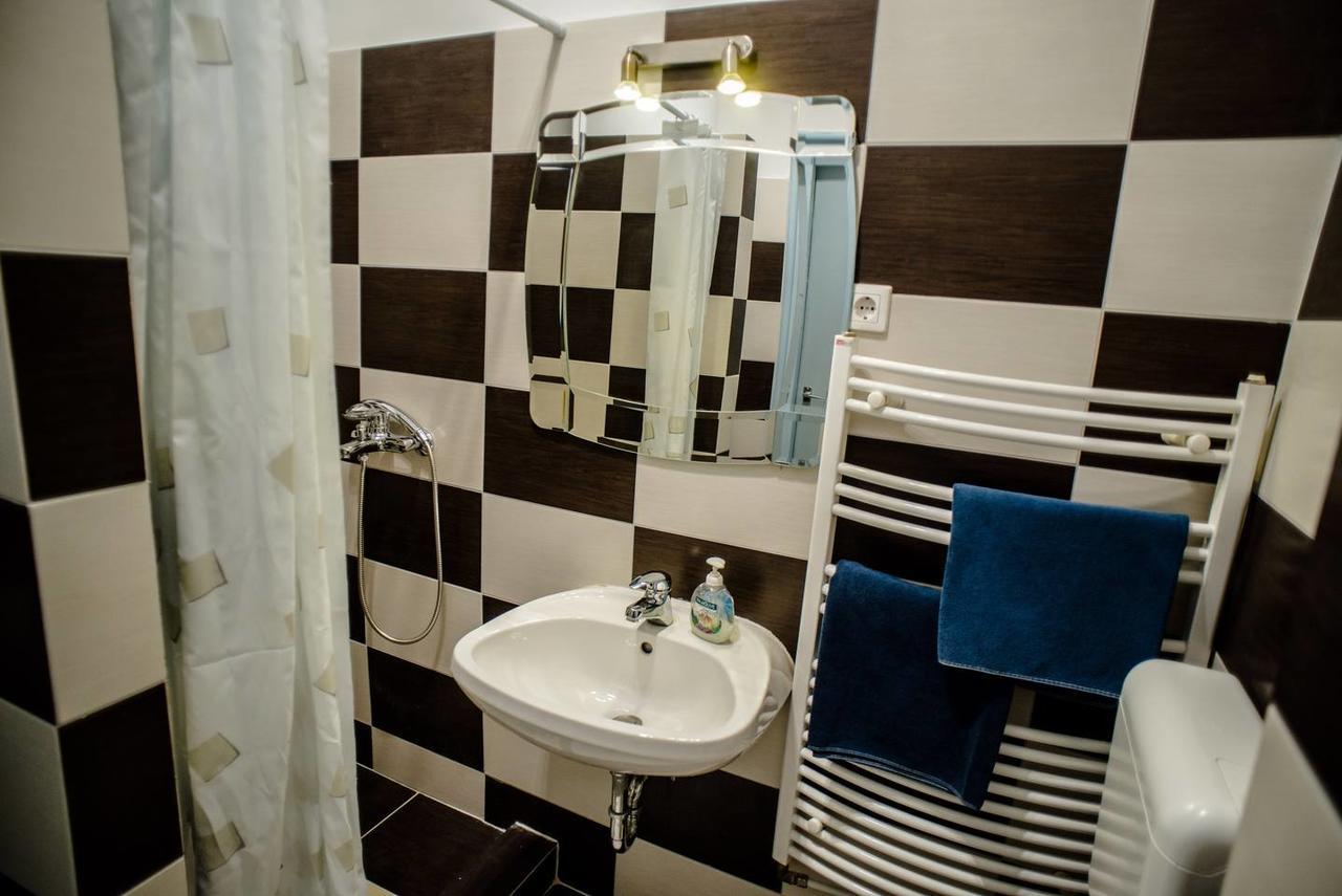 Appartement New With 3 Bedrooms, A/c And Balcony Budapest