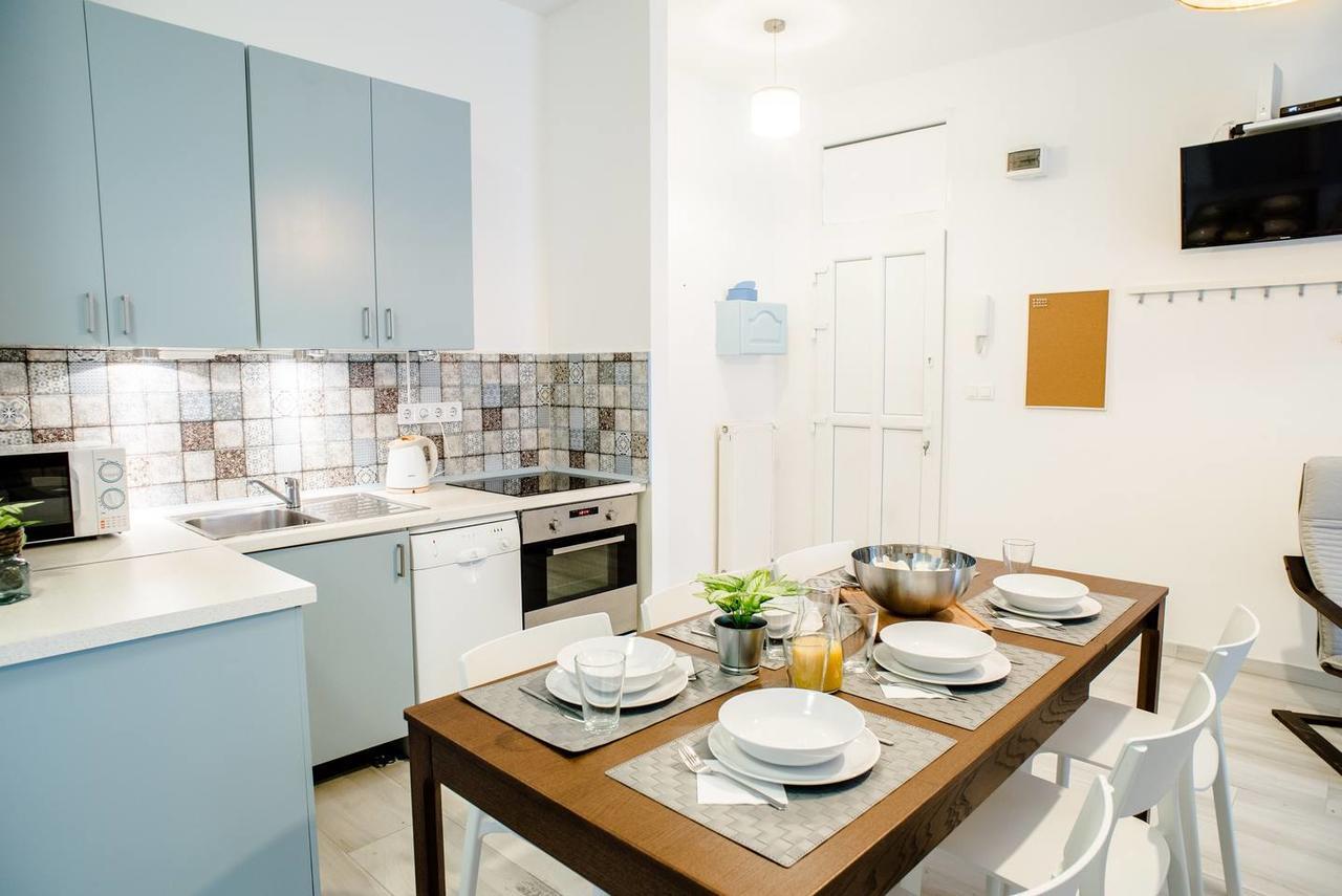 Appartement New With 3 Bedrooms, A/c And Balcony Budapest