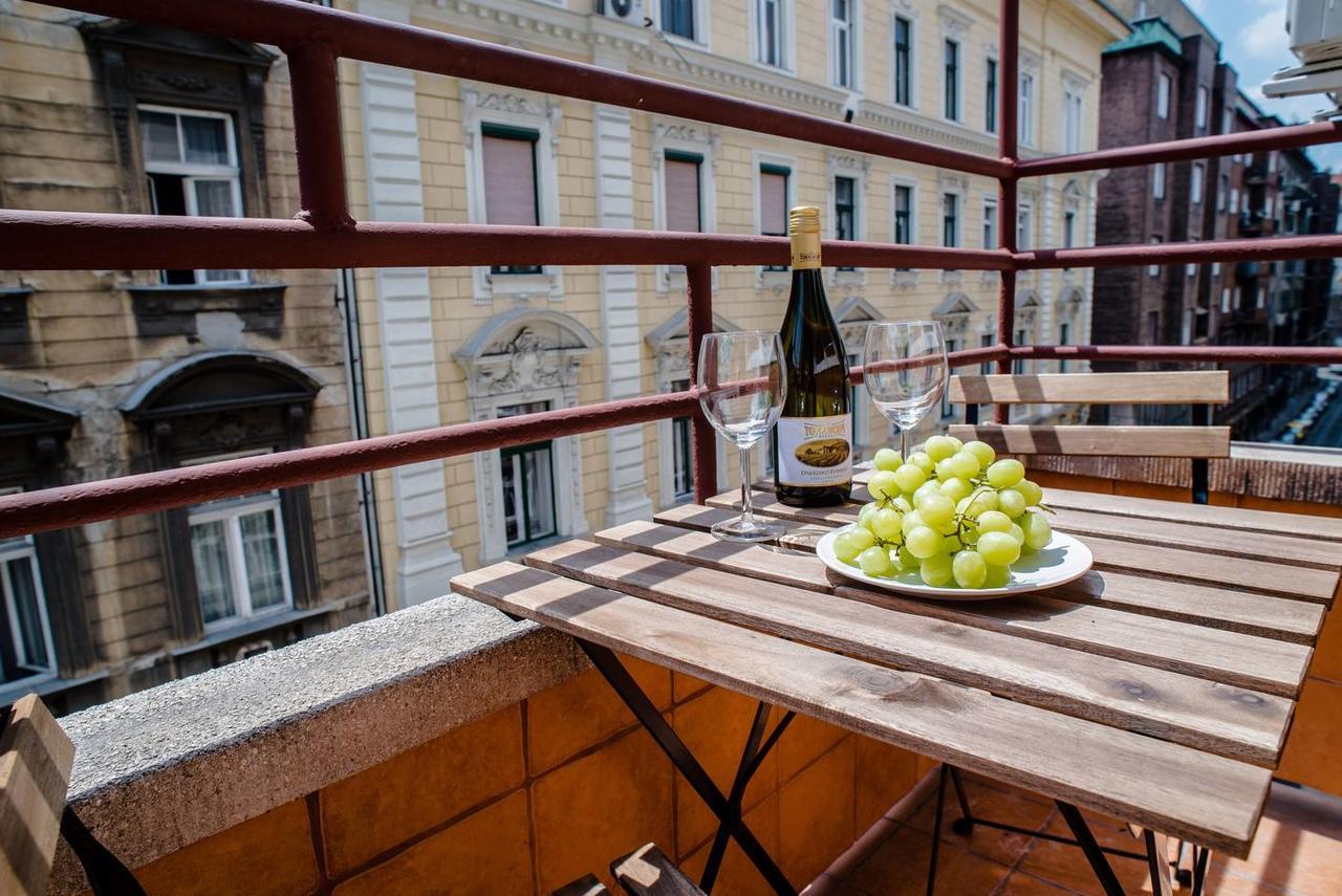 New With 3 Bedrooms, A/c And Balcony *