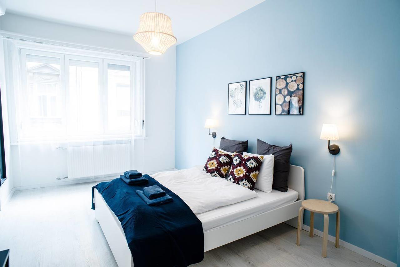 Apartment New With 3 Bedrooms, A/c And Balcony *