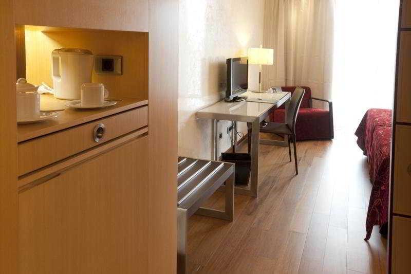 Eurostars Center Hotel 4*
