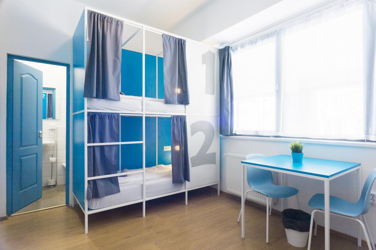 Hostal Wow *