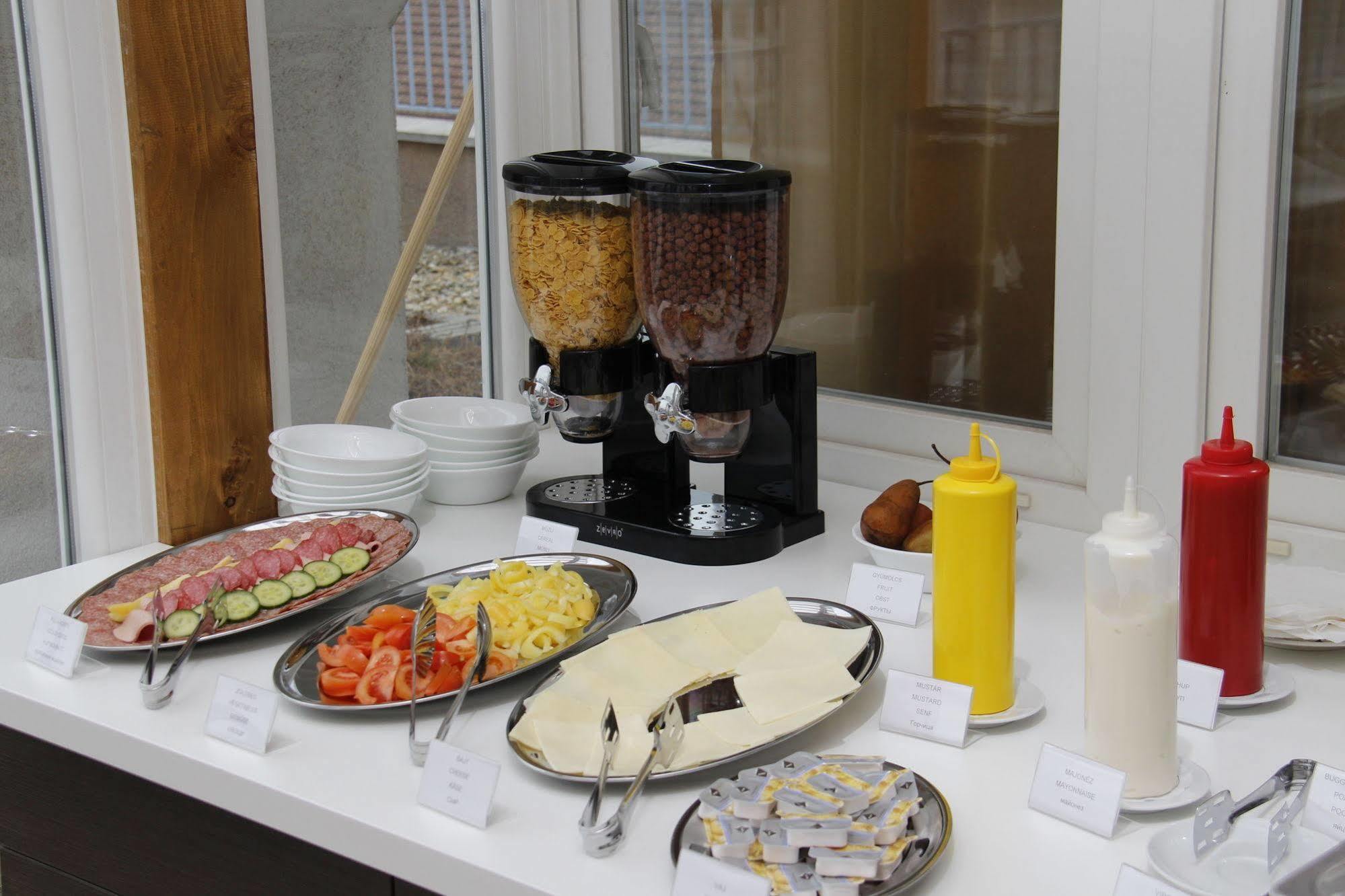 Hotel Garay Terrace 3*