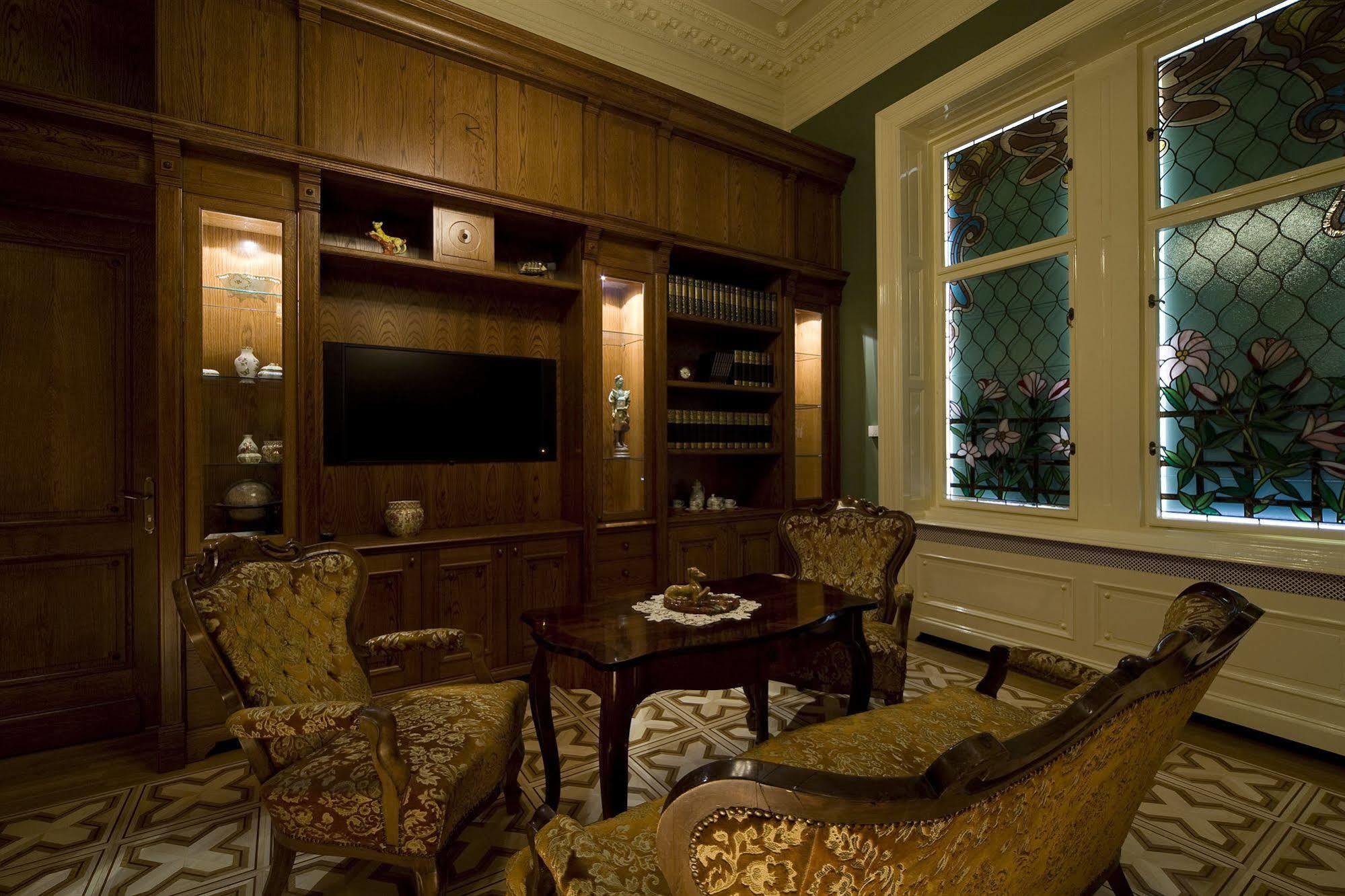 Boutique Victoria Hotel