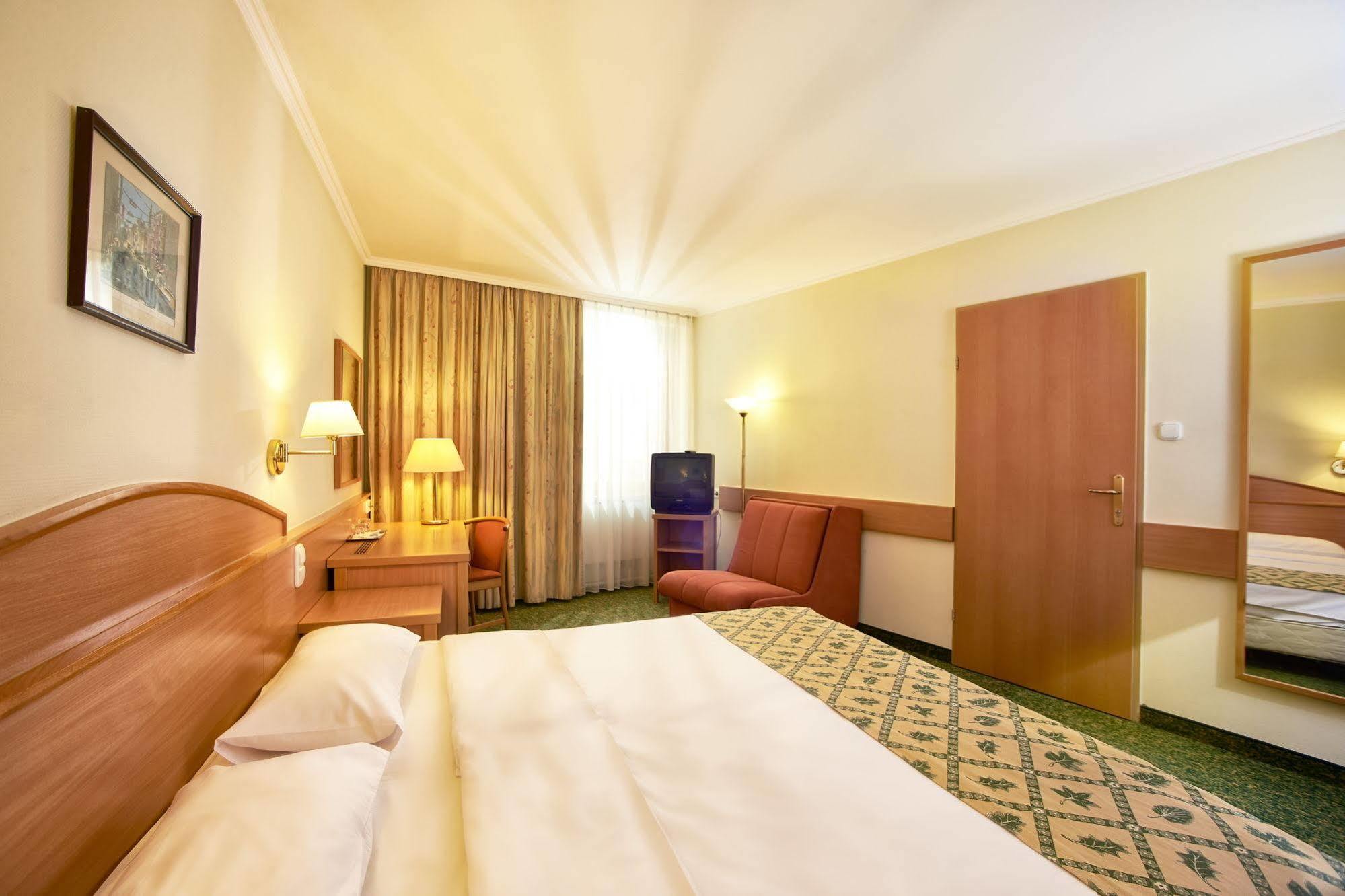 Hotel Danubius Erzsebet City Center 3*