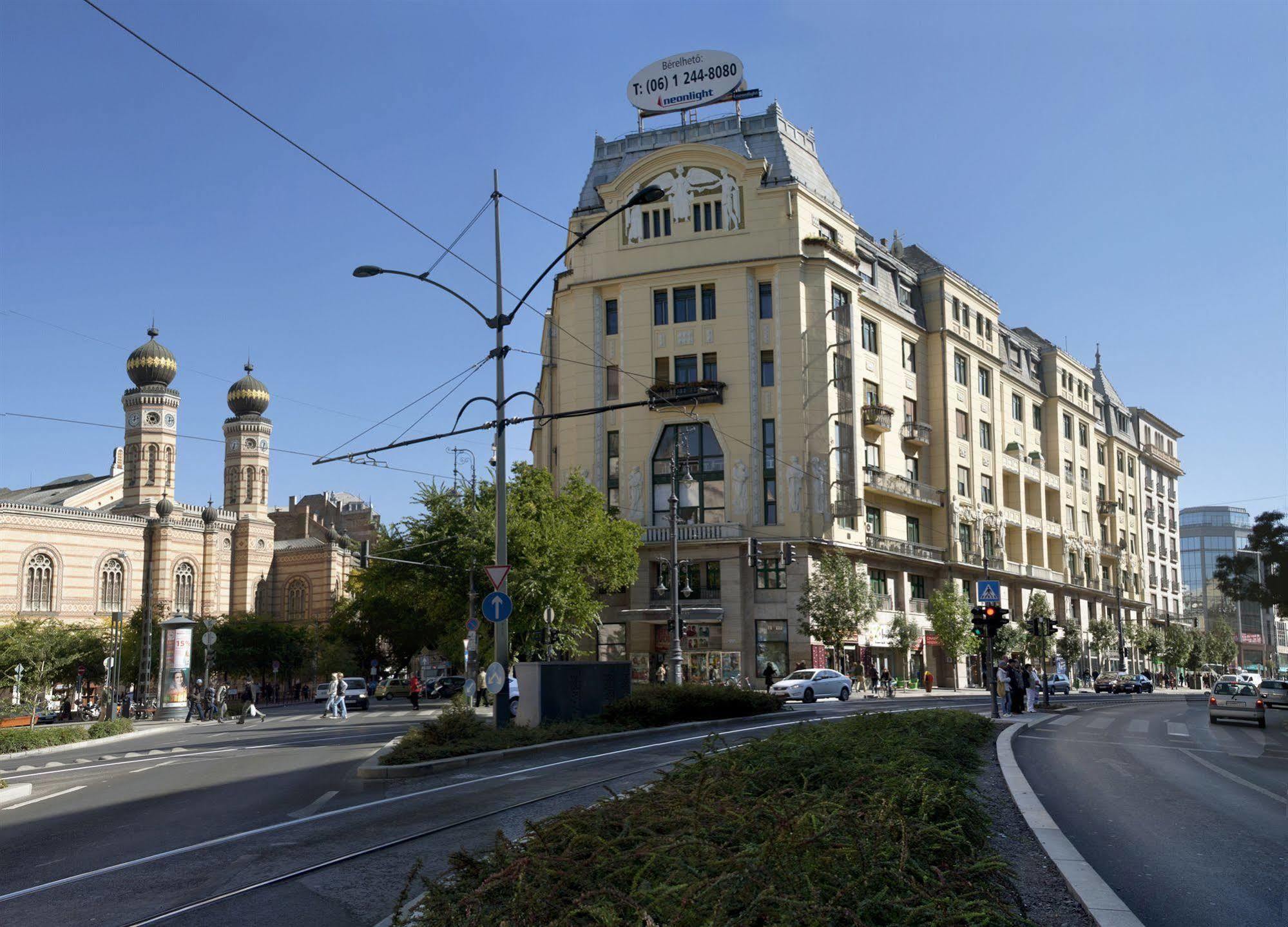 Hotel Budapest City Central 3*