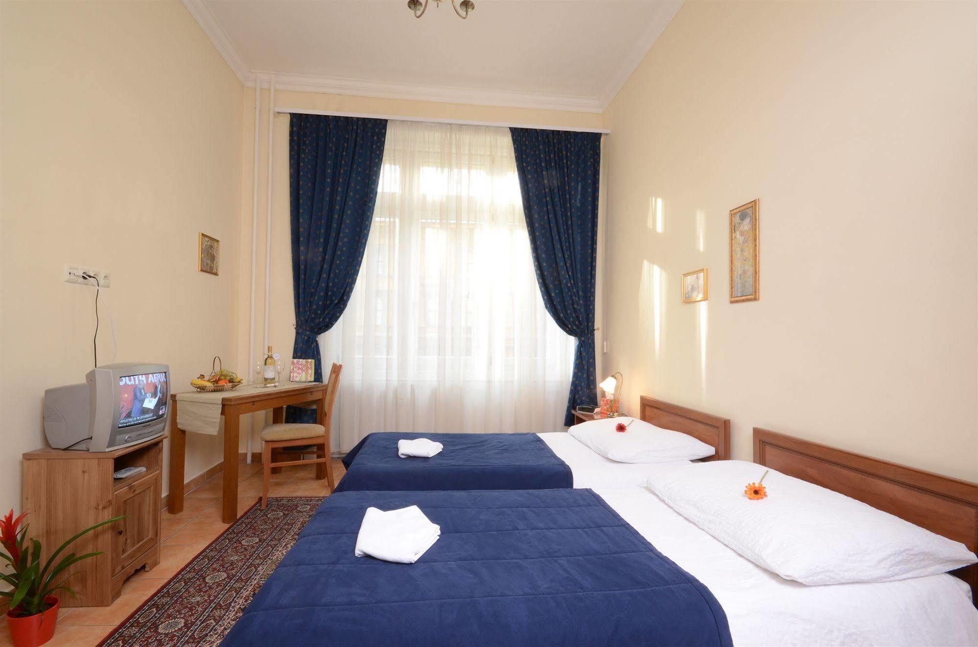 Budapest City Central Hotel 3*
