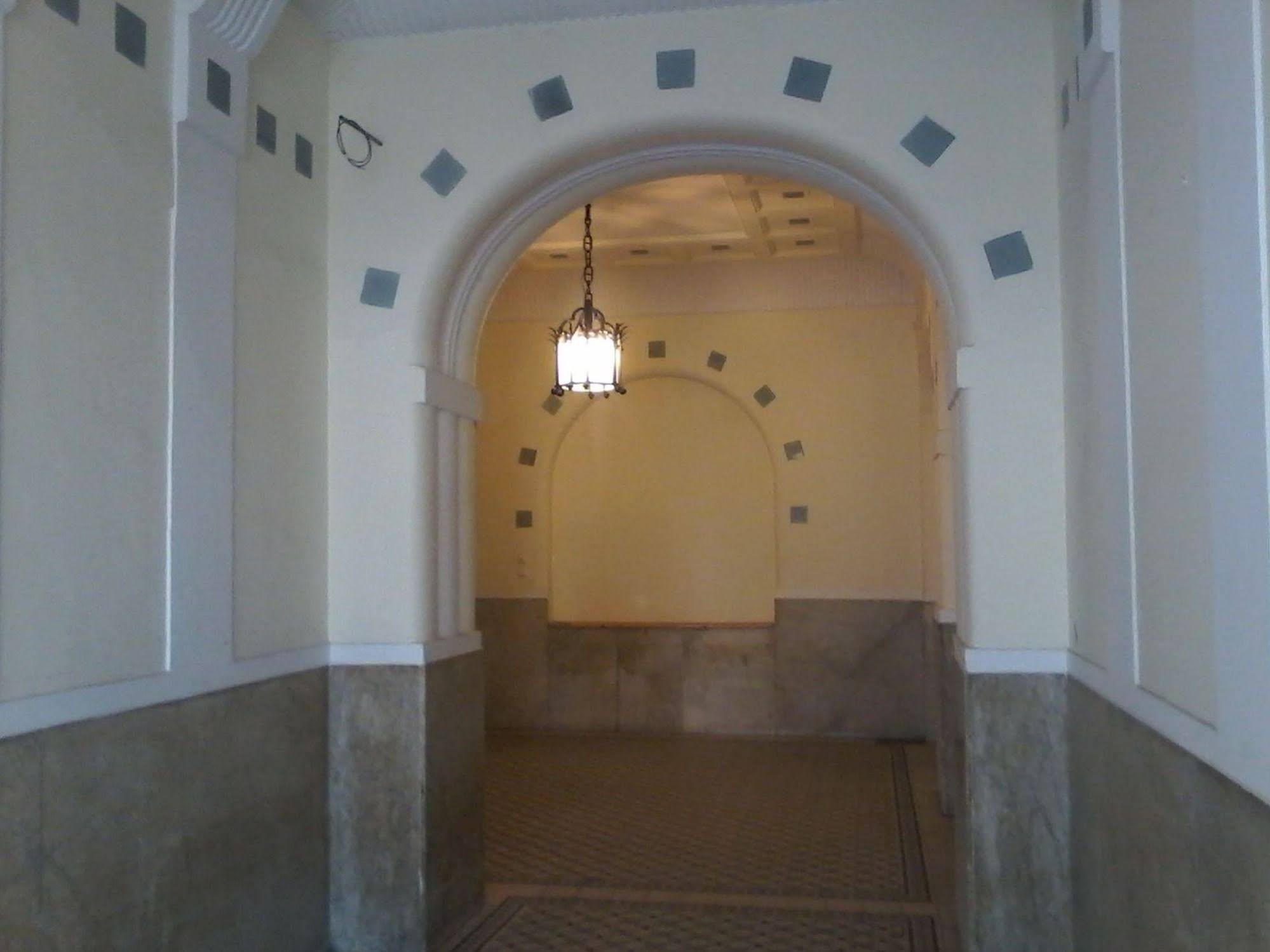 1st 2* Budapest