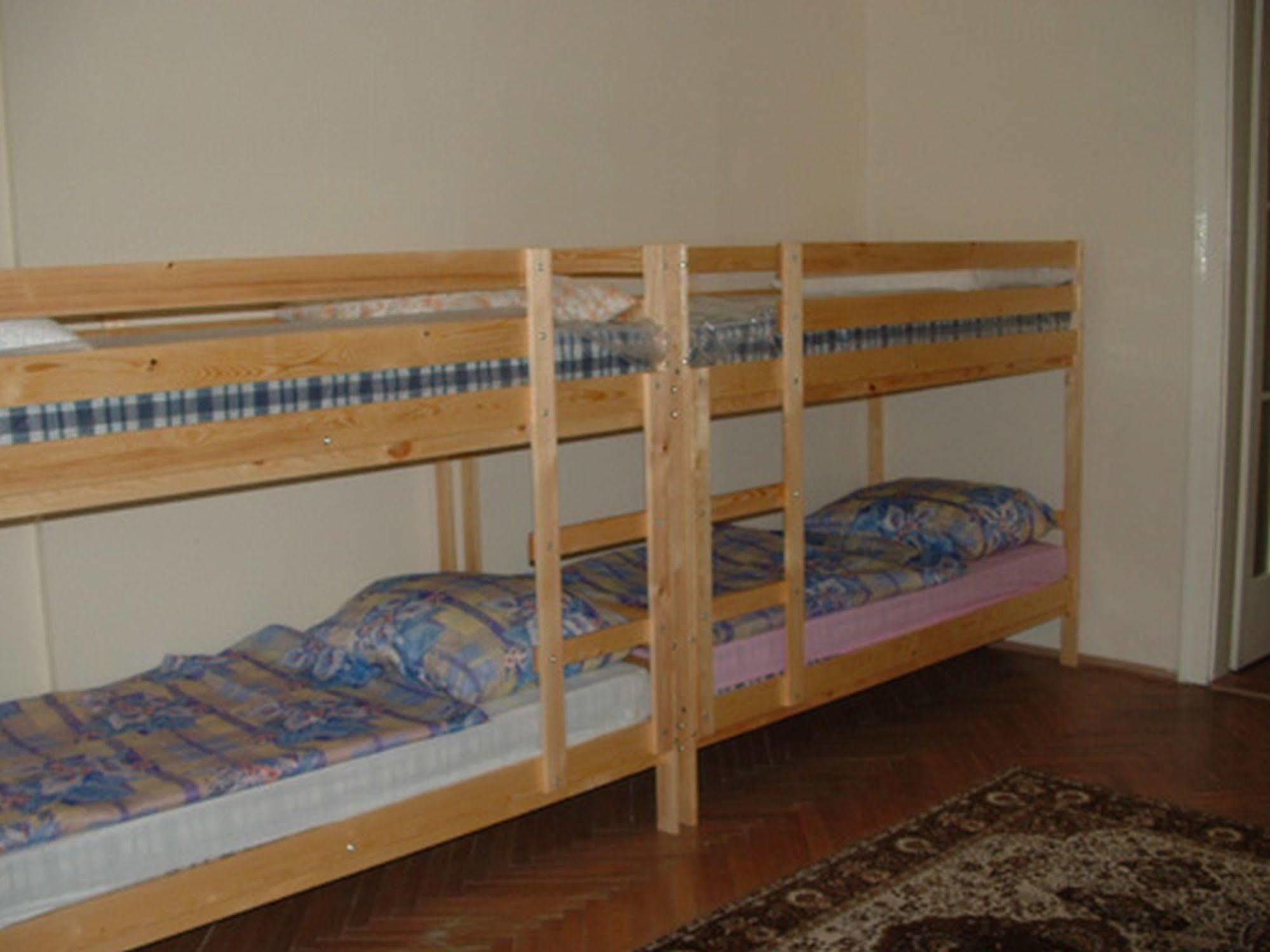 1st Hotell 2*