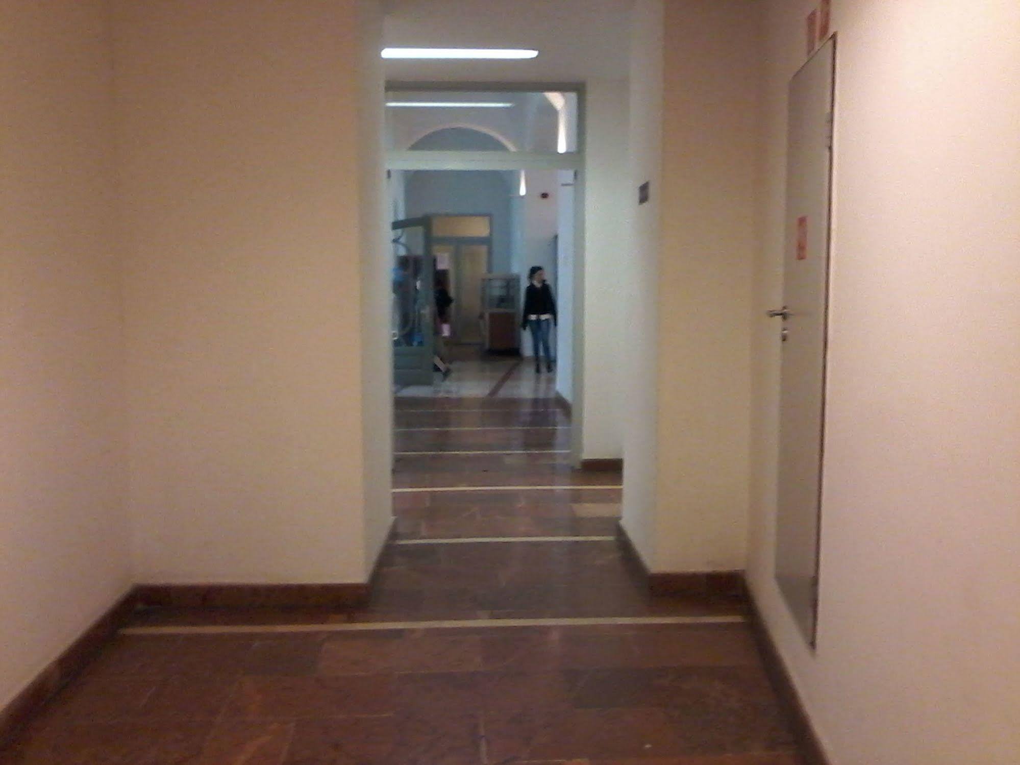 Hotel 1st