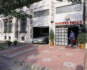 Manzard Panzio Bed and breakfast Budapest