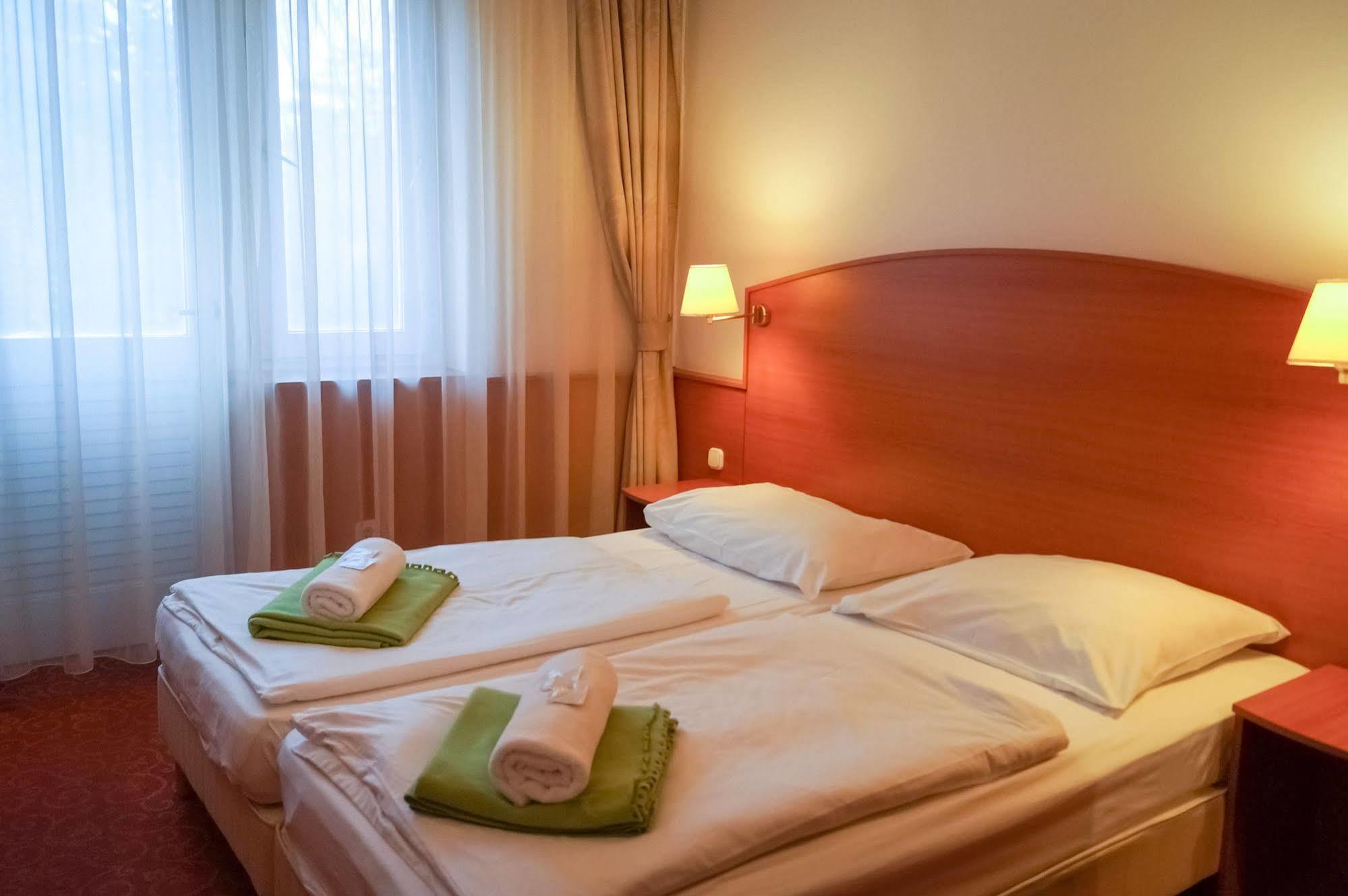 Bed and breakfast Korona Panzió