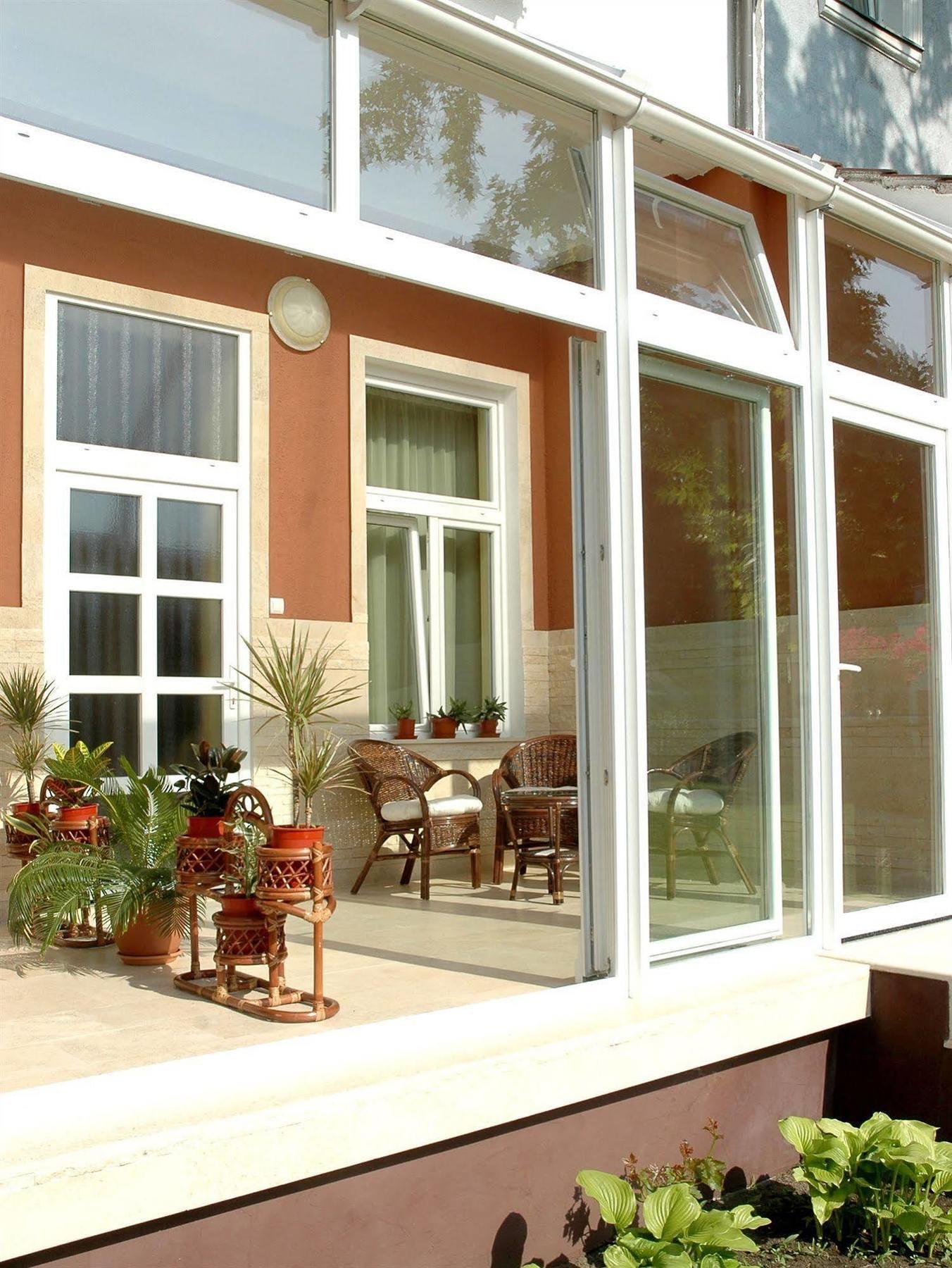 Bed and breakfast Manzard Panzio
