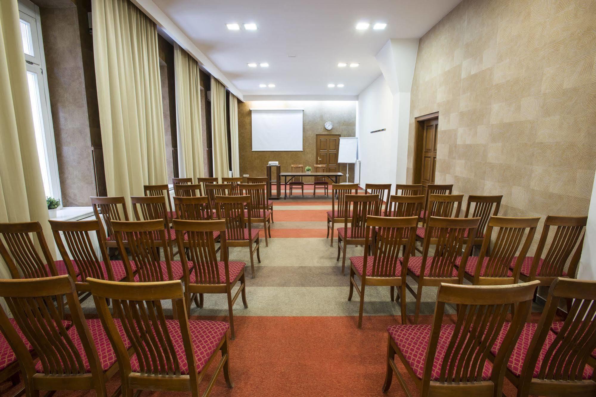 Hotel Star City 3*